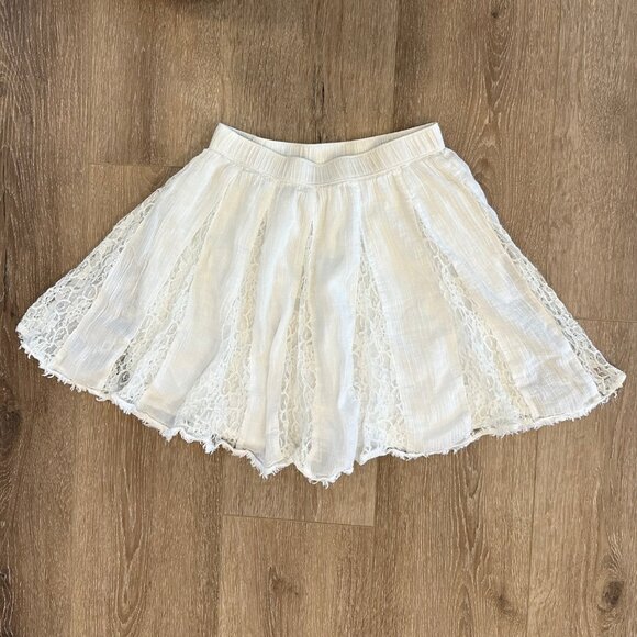Hollister Dresses & Skirts - Hollister White Lace Panel Flare Mini Skirt Size S